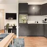 Dinbnb I Family I Fully Equipped & Parking Opportunities Μπέργκεν