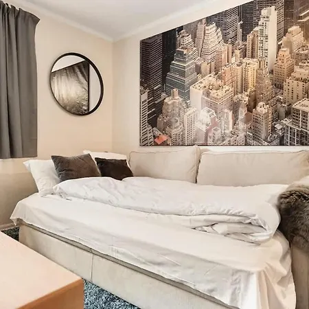 Dinbnb I Family I Fully Equipped & Parking Opportunities Lejlighed