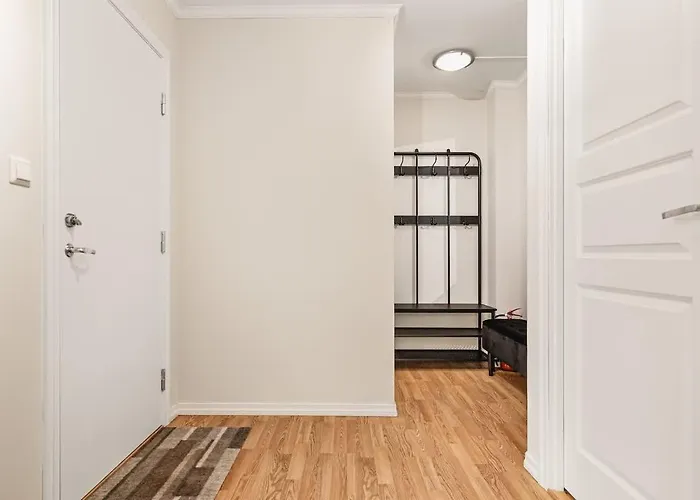 Dinbnb I Family I Fully Equipped & Parking Opportunities